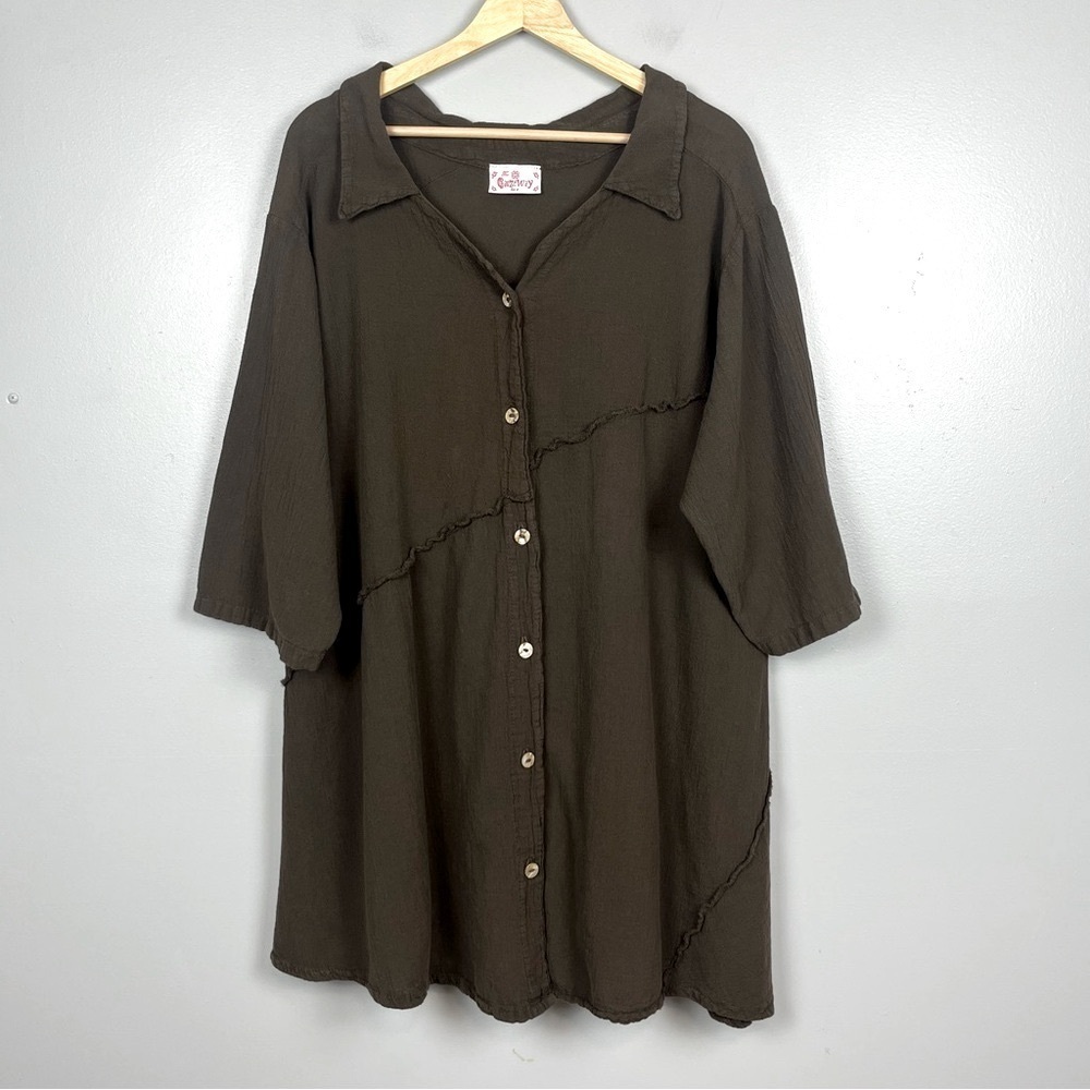 The Gauzeway brown 100% cotton button front asymmetric seam tunic top, 2 = L/XL.